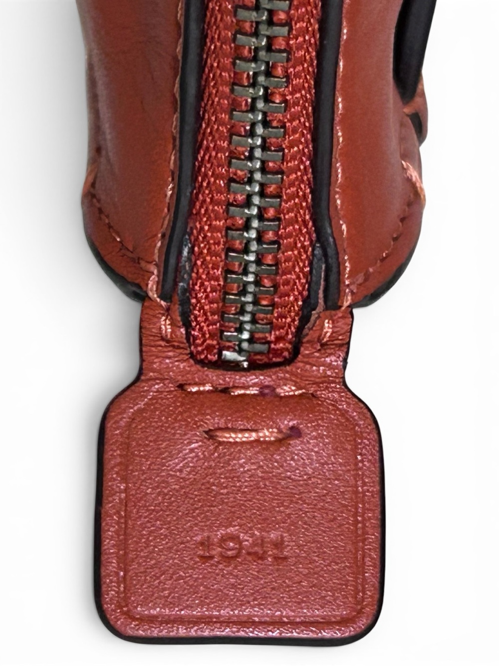 COACH 1941 Grommet Links Glovetanned Leather Soho XBody/Clutch in Vermillion - Picture 11 of 15